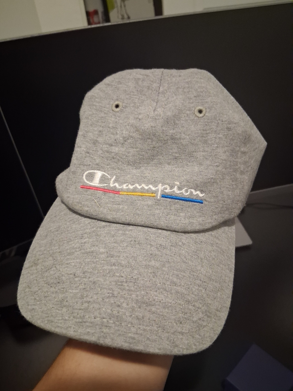 Champion Men’s Grey Embroidered Baseball Cap